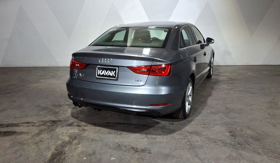 Audi A3 1.4 TFSI ATTRACTION S TRONIC Sedan 2016
