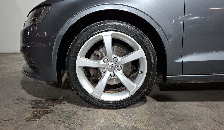 Audi A3 1.4 TFSI ATTRACTION S TRONIC Sedan 2016