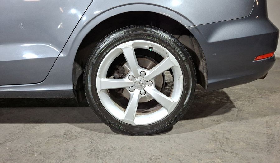 Audi A3 1.4 TFSI ATTRACTION S TRONIC Sedan 2016