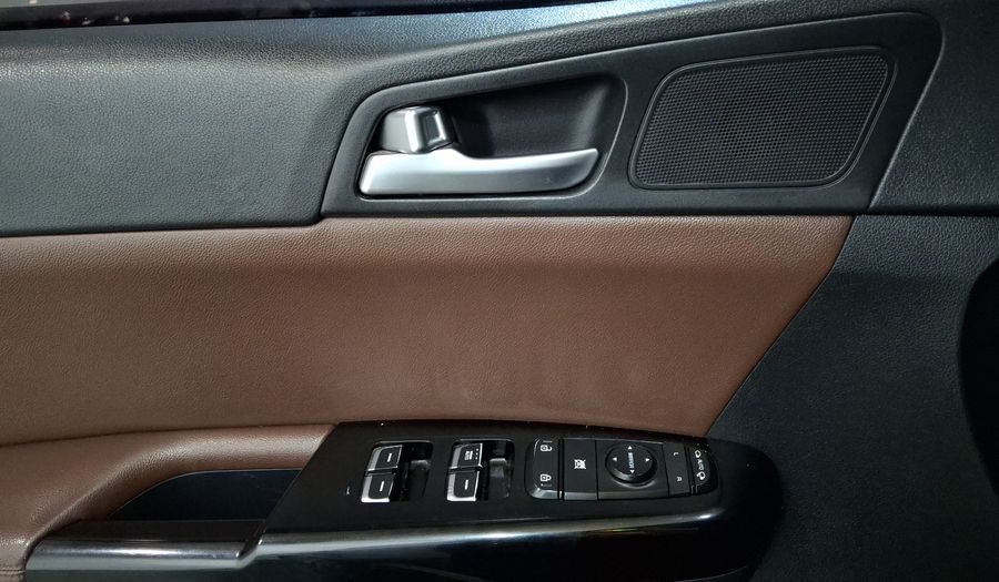 Kia Sportage 2.4 SXL AWD AT Suv 2017