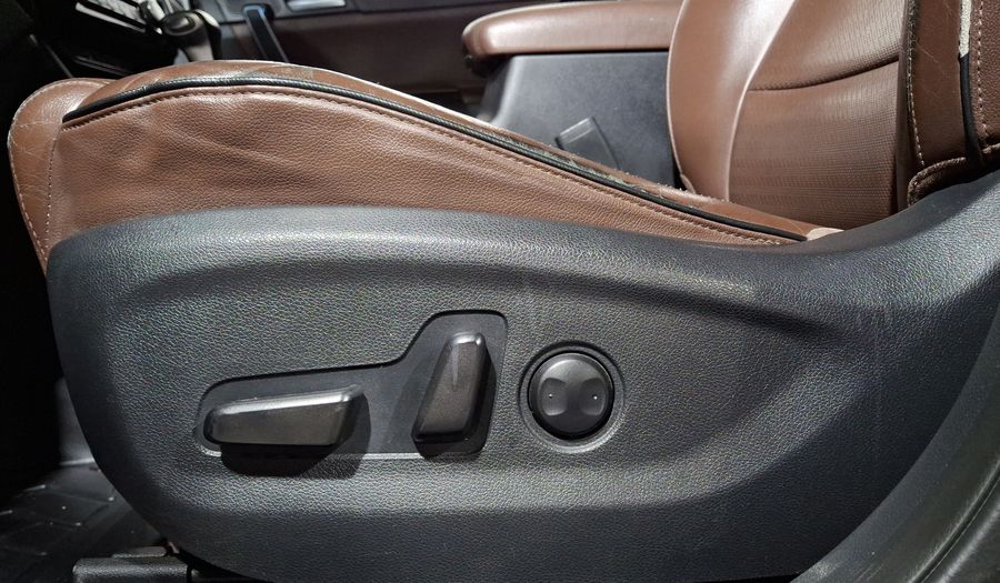 Kia Sportage 2.4 SXL AWD AT Suv 2017