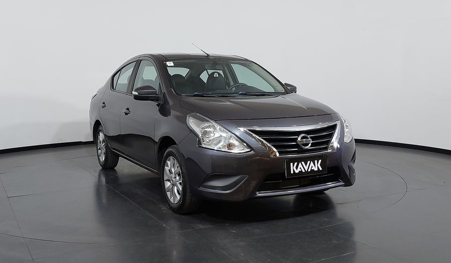 Nissan Versa START SV Sedan 2020