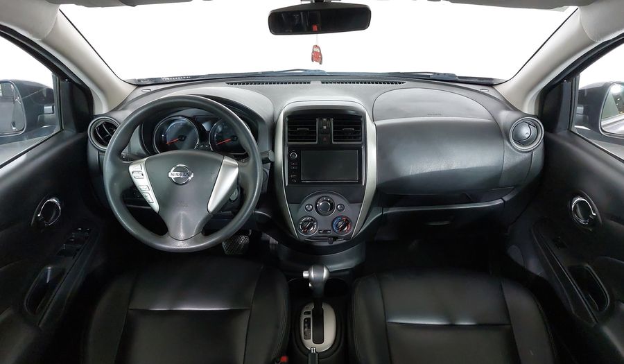 Nissan Versa START SV Sedan 2020