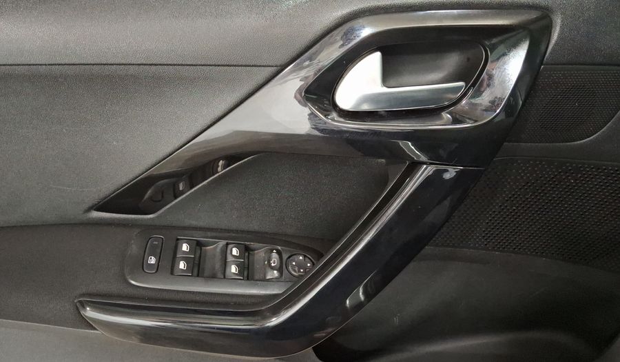 Peugeot 208 1.6 ALLURE PACK MT Hatchback 2014