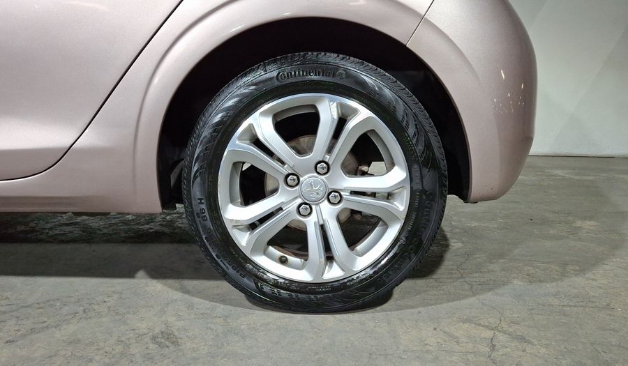 Peugeot 208 1.6 ALLURE PACK MT Hatchback 2014