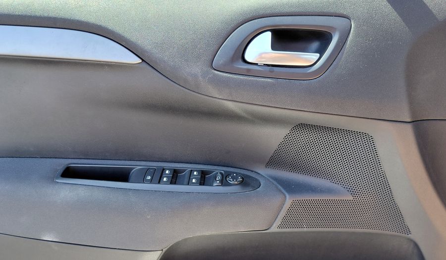 Citroen C4 Lounge 1.6 THP FEEL AT AM19 Sedan 2018