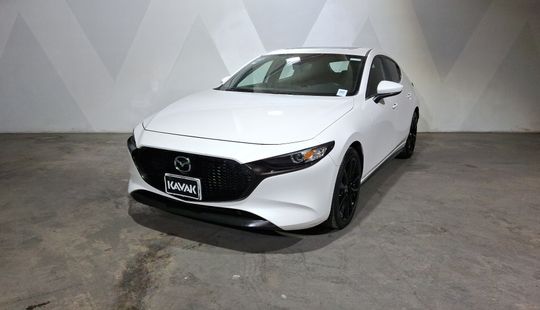 Mazda • Mazda 3