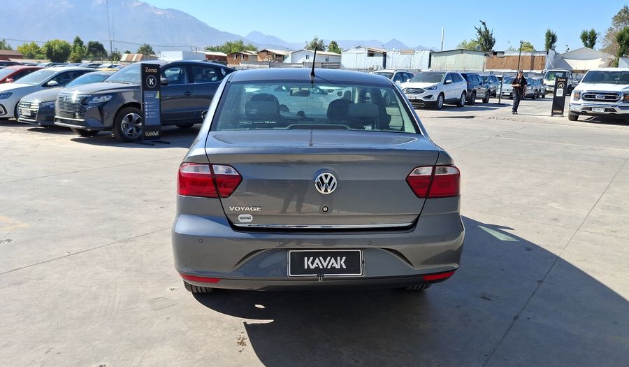 Volkswagen Voyage 1.6 AUTO HIGHLINE Sedan 2021