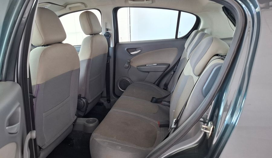 Fiat Palio 1.6 16V ESSENCE Hatchback 2015