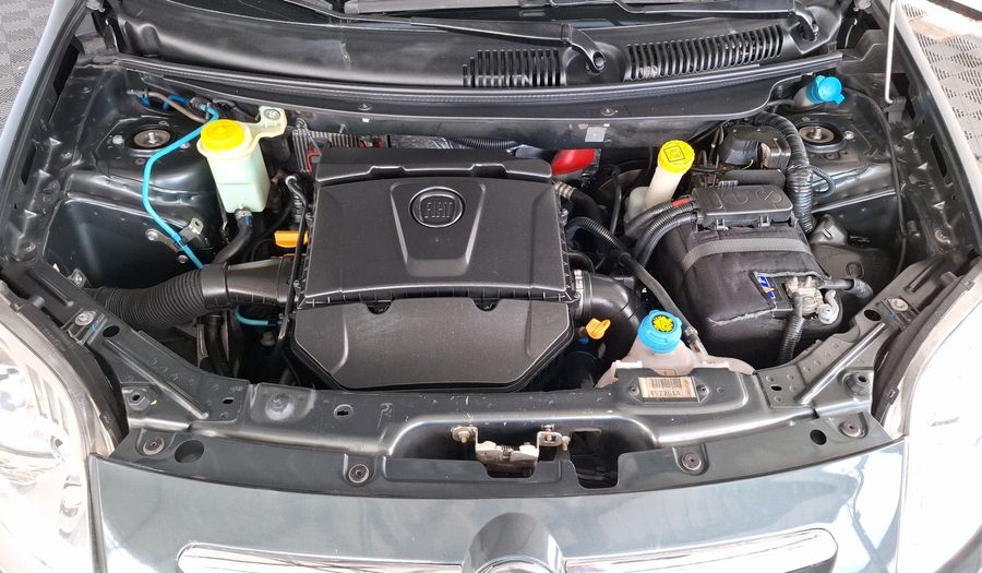 Fiat Palio 1.6 16V ESSENCE Hatchback 2015