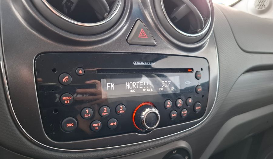 Fiat Palio 1.6 16V ESSENCE Hatchback 2015