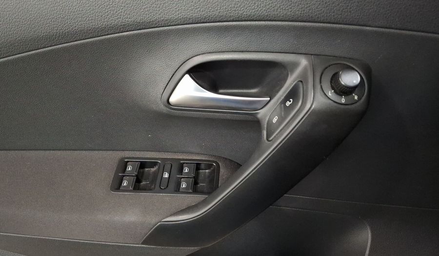 Volkswagen Polo 1.6 TIPTRONIC Hatchback 2018