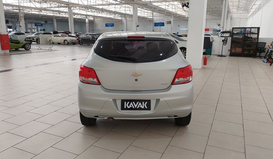 Chevrolet Onix 1.0 SPE/4 LS Hatchback 2015