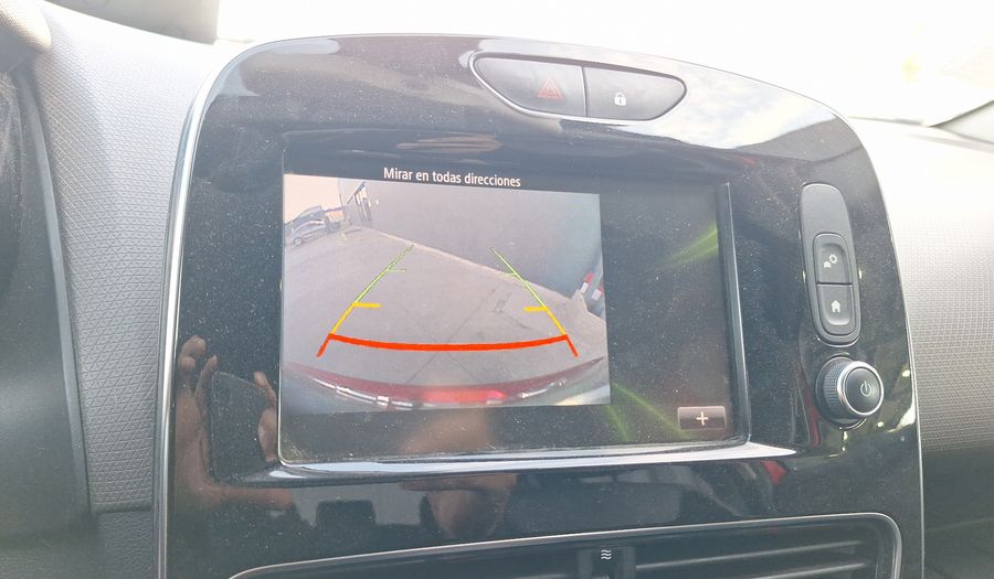 Renault Clio 0.9T DYNAMIQUE RED Hatchback 2019