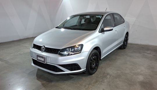 Volkswagen • Vento