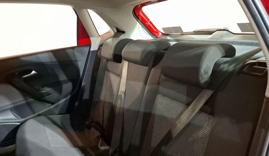 Volkswagen Polo 1.6 COMFORTLINE PLUS AUTO Hatchback 2020