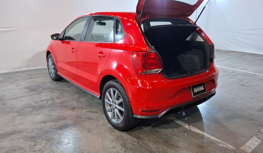 Volkswagen Polo 1.6 COMFORTLINE PLUS AUTO Hatchback 2020