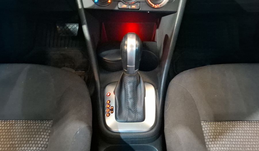 Volkswagen Polo 1.6 COMFORTLINE PLUS AUTO Hatchback 2020