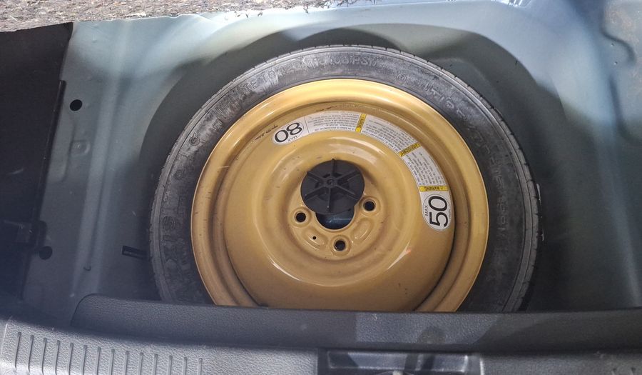 Suzuki Ignis 1.2 GLX Hatchback 2024