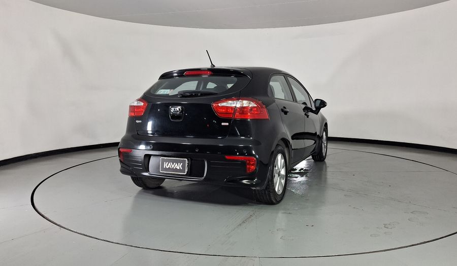 Kia Rio 1.6 EX MT Hatchback 2017