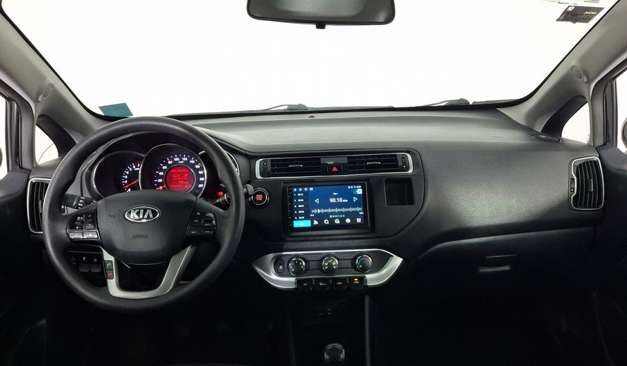 Kia Rio 1.6 EX MT Hatchback 2017