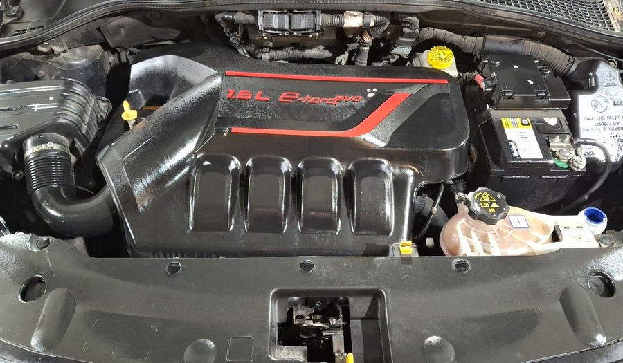 Dodge Neon 1.6 SXT AT Sedan 2017