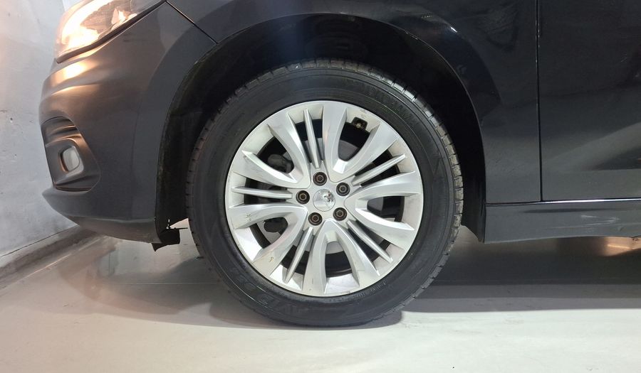 Dodge Neon 1.6 SXT AT Sedan 2017