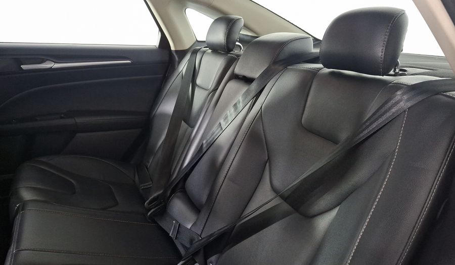 Ford Fusion 2.0 GTDI TITANIUM PLUS AT Sedan 2017