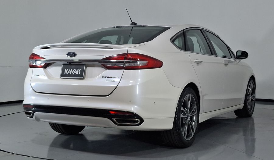 Ford Fusion 2.0 GTDI TITANIUM PLUS AT Sedan 2017