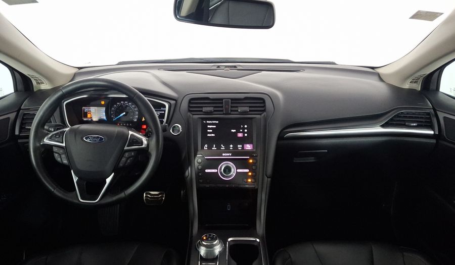 Ford Fusion 2.0 GTDI TITANIUM PLUS AT Sedan 2017