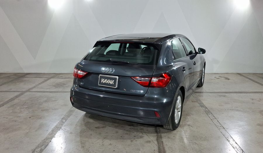 Audi A1 1.0 SB 30 TFSI URBAN DCT Hatchback 2021