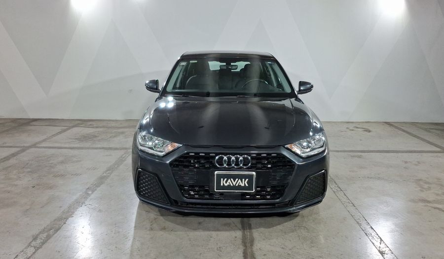 Audi A1 1.0 SB 30 TFSI URBAN DCT Hatchback 2021