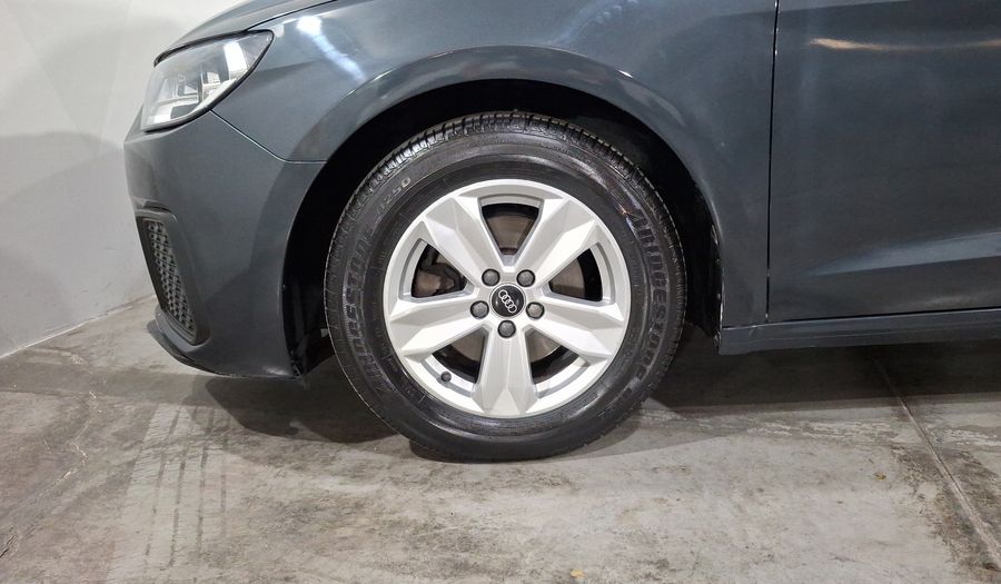 Audi A1 1.0 SB 30 TFSI URBAN DCT Hatchback 2021