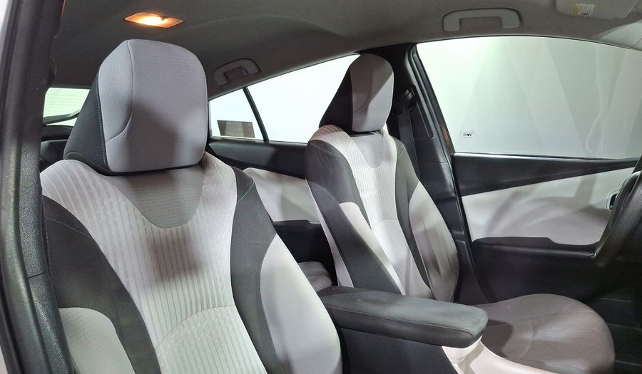 Toyota Prius 1.8 HYBRID BASE Hatchback 2017