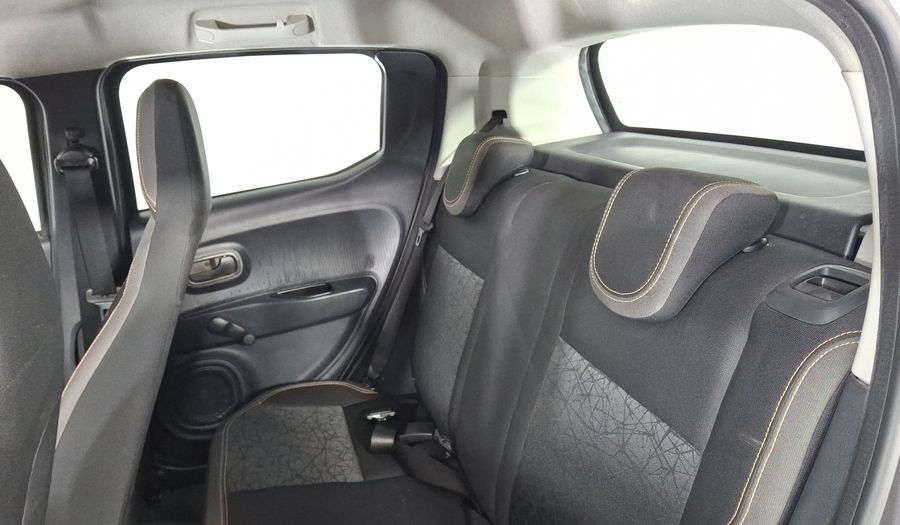 Fiat Mobi 1.0 TREKKING Hatchback 2021