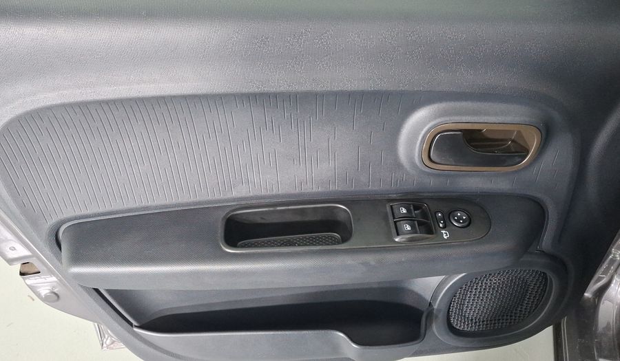 Fiat Mobi 1.0 TREKKING Hatchback 2021