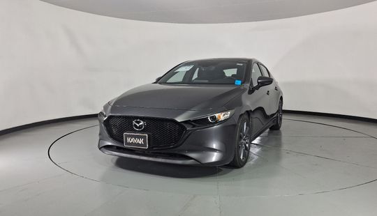 Mazda • Mazda 3