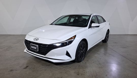 Hyundai • Elantra