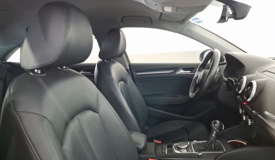 Audi A3 1.4 TFSI SELECT Sedan 2017