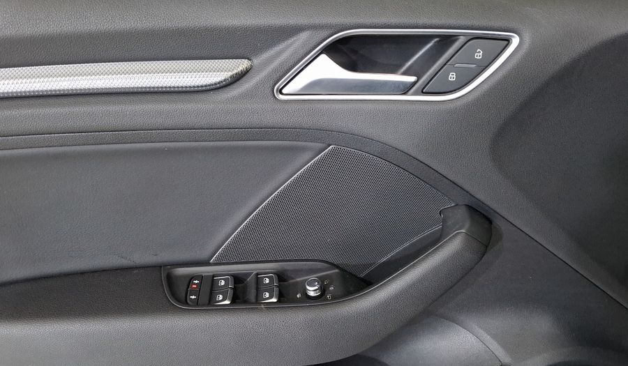 Audi A3 1.4 TFSI SELECT Sedan 2017