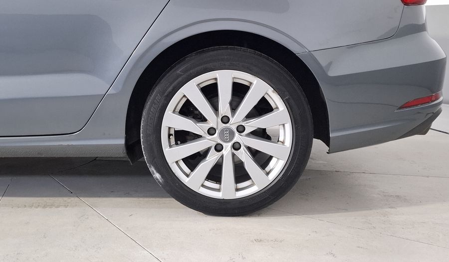 Audi A3 1.4 TFSI SELECT Sedan 2017