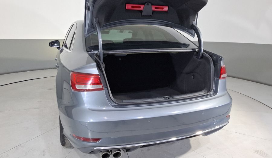 Audi A3 1.4 TFSI SELECT Sedan 2017