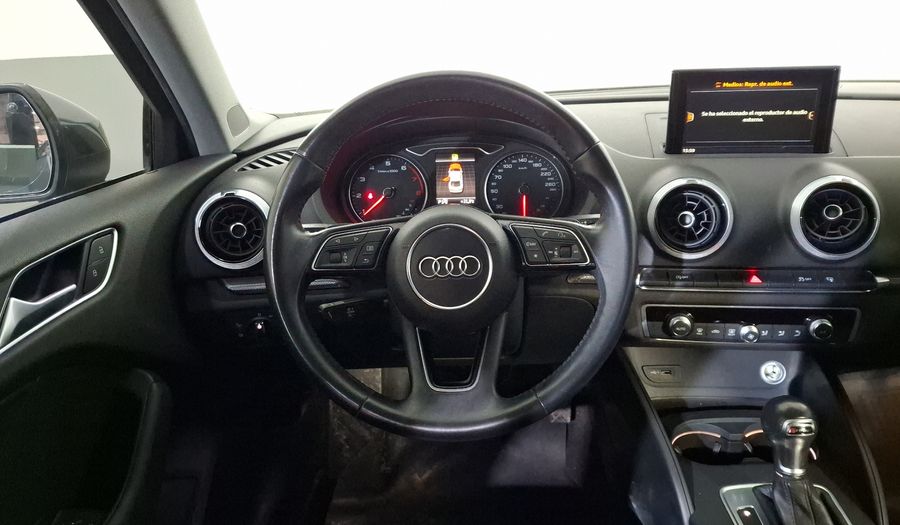 Audi A3 1.4 TFSI SELECT Sedan 2017