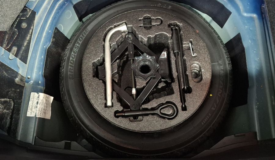 Seat Ibiza 1.6 STYLE MT CONNECT Hatchback 2018