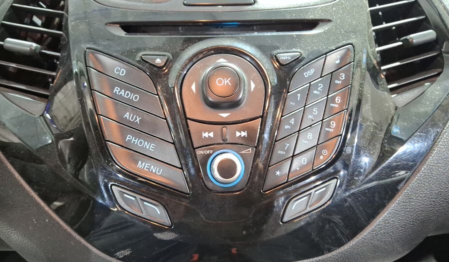 Ford Figo 1.5 FIGO TITANIUM AT Sedan 2017