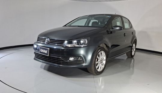 Volkswagen • Polo