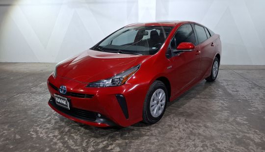Toyota • Prius