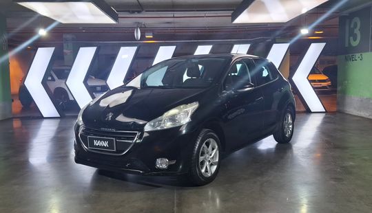 Peugeot • 208