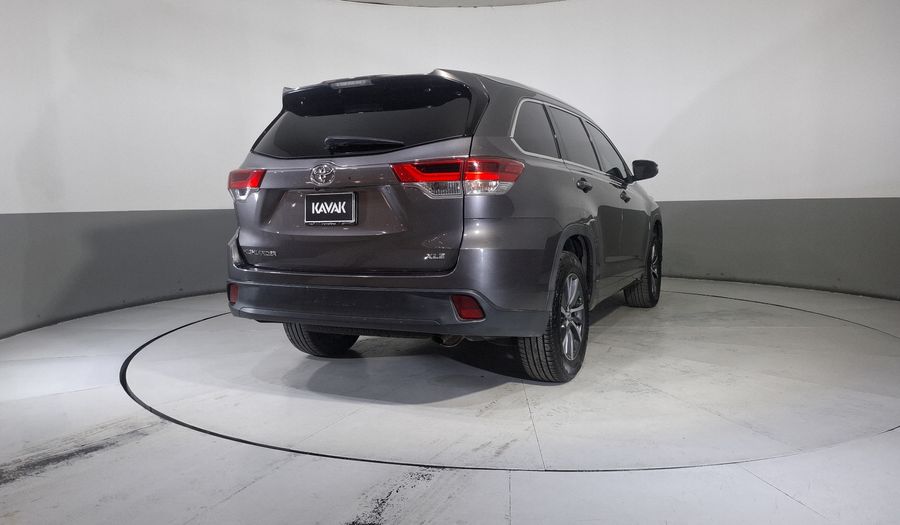 Toyota Highlander 3.5 XLE Suv 2017