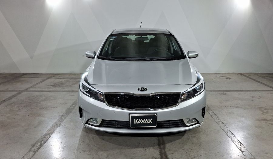 Kia Forte 2.0 EX Hatchback 2018